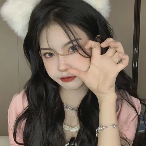 驼背人与舞女